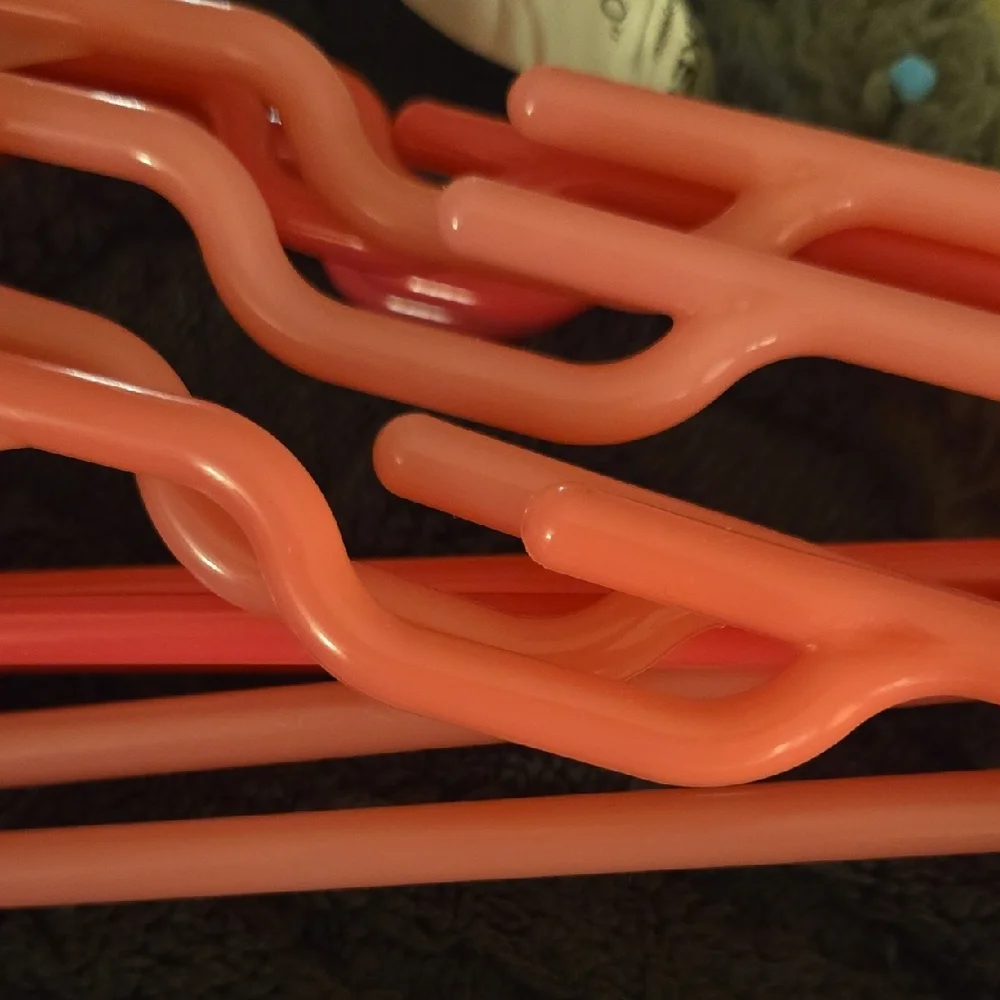 20+ Vintage Colorful Plastic Child Hangers
